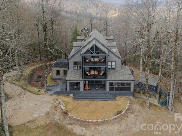 42 Wild Magnolia Way, Zirconia, NC 28790