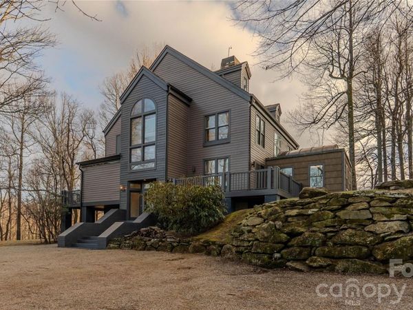 42 Wild Magnolia Way, Zirconia, NC 28790