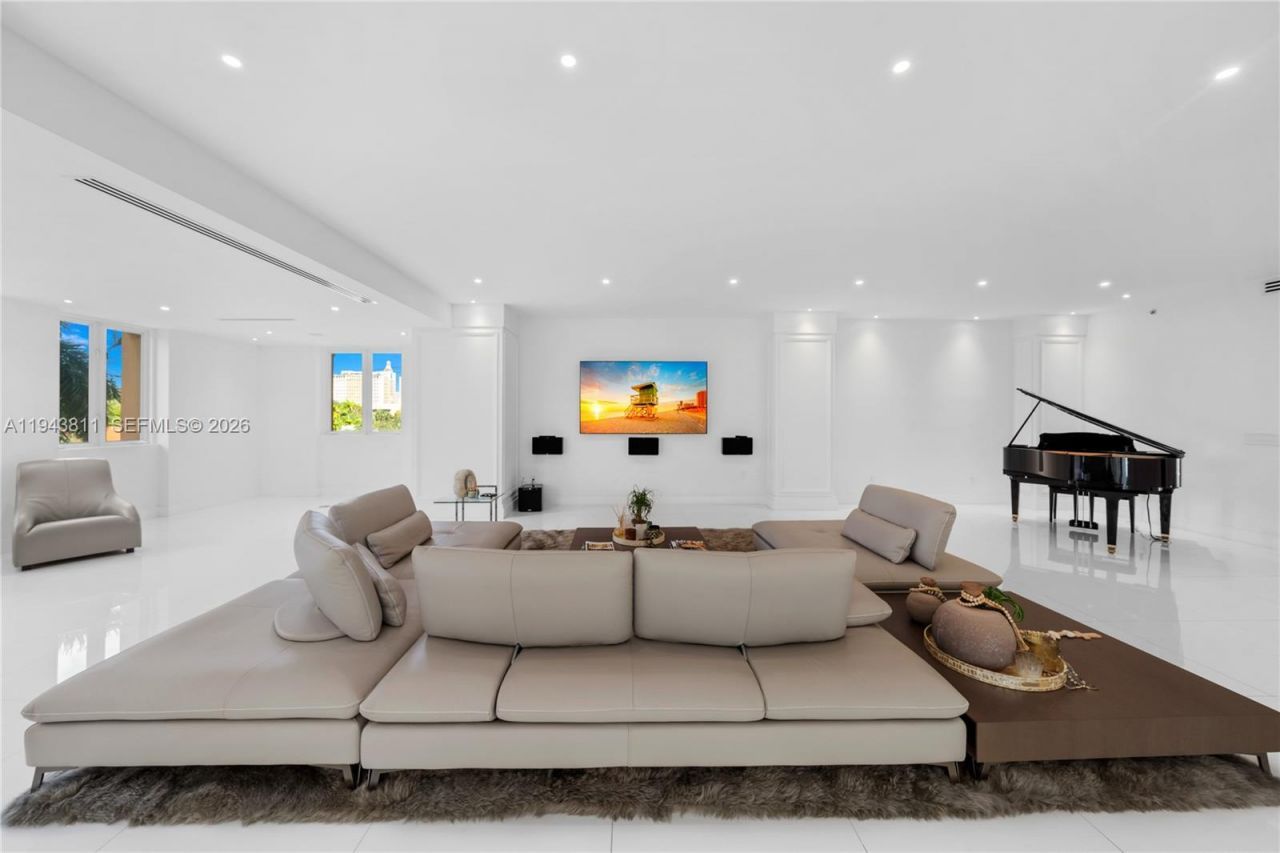 600 Coral Way, Unit 2, Coral Gables, FL 33134 Photo