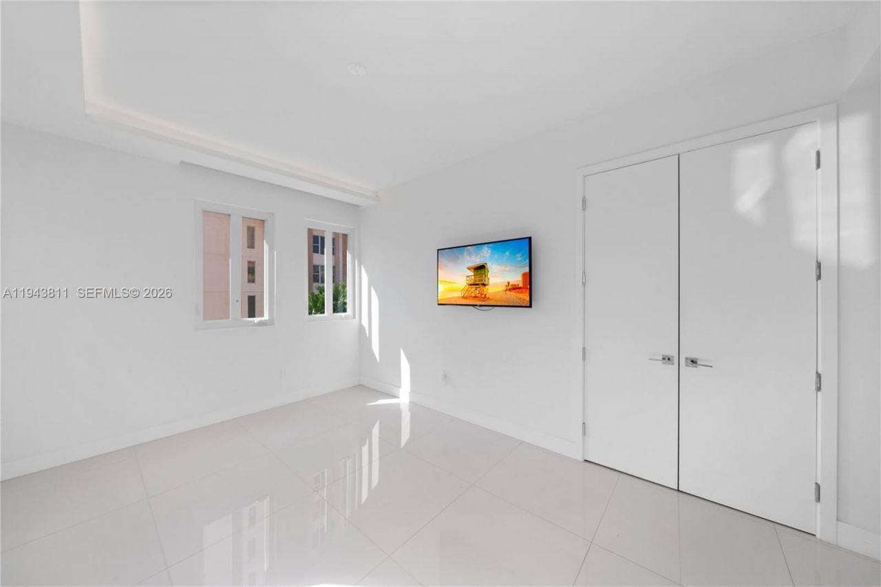 600 Coral Way, Unit 2, Coral Gables, FL 33134 Photo