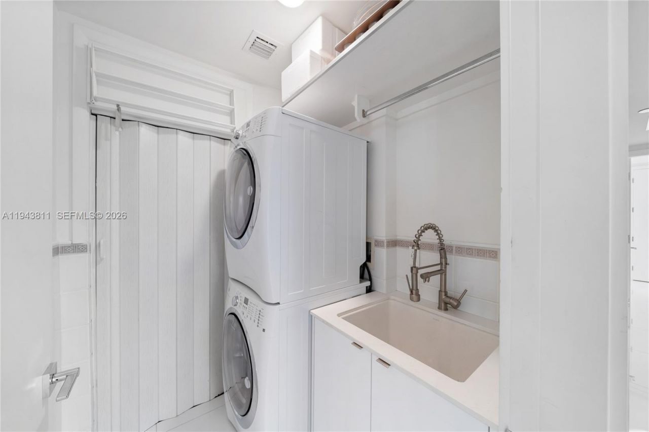 600 Coral Way, Unit 2, Coral Gables, FL 33134 Photo