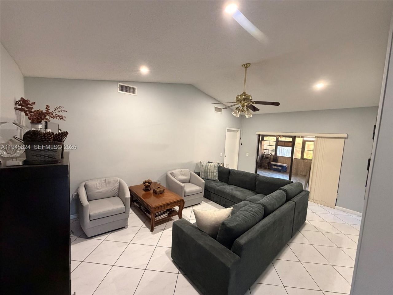 9601 NW 16th St, Pembroke Pines, FL 33024 Photo