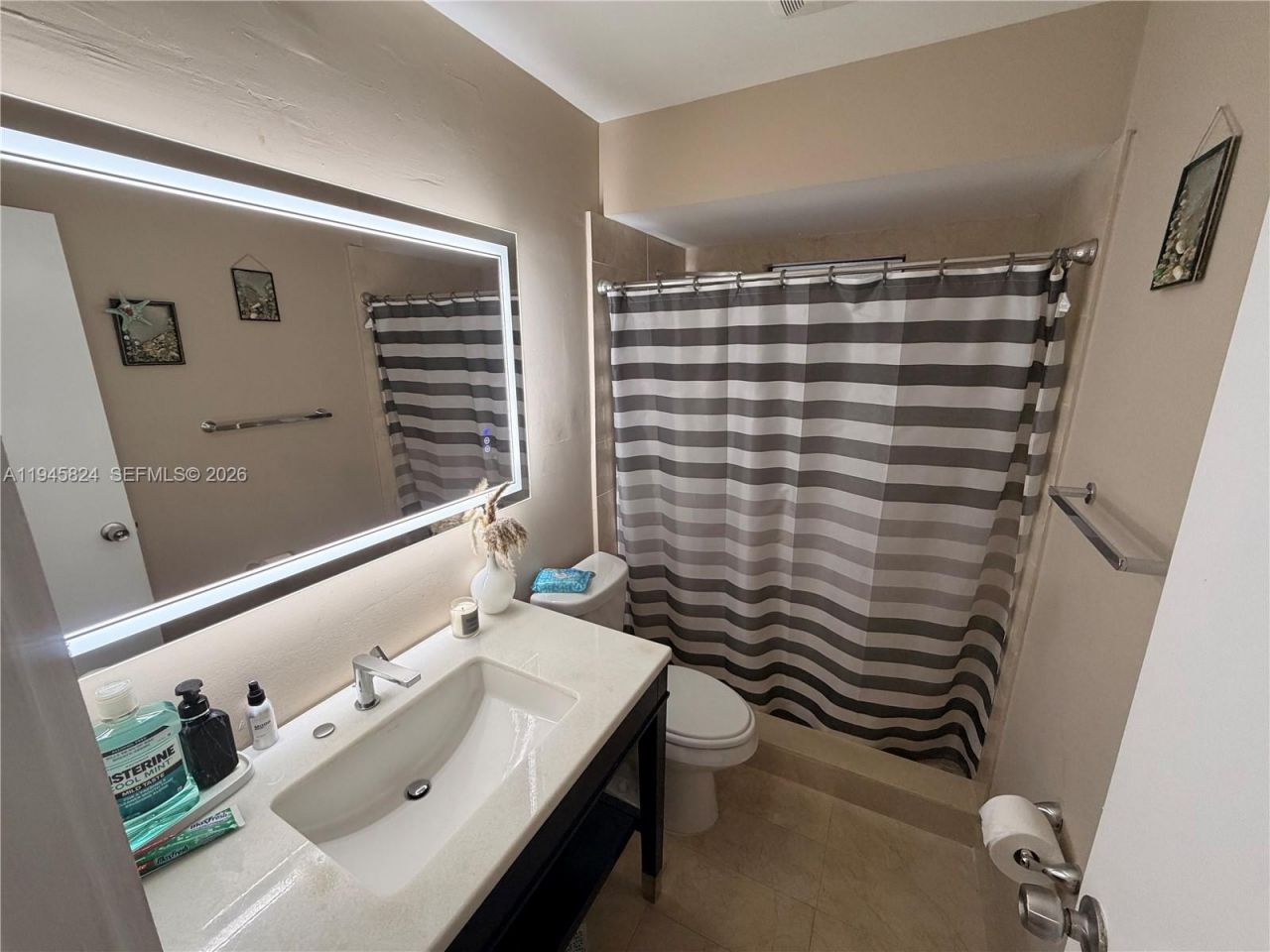 9601 NW 16th St, Pembroke Pines, FL 33024 Photo