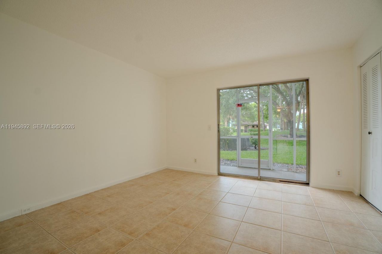 1551 SW 135th Ter, Unit 107G, Pembroke Pines, FL 33027 Photo