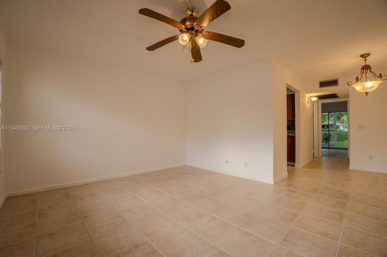 1551 SW 135th Ter, Unit 107G, Pembroke Pines, FL 33027 Photo