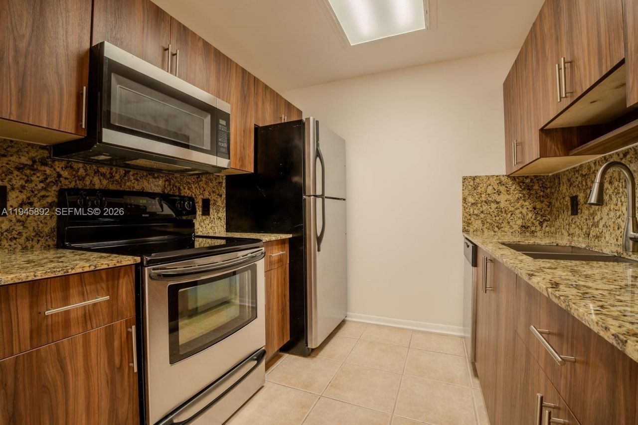 1551 SW 135th Ter, Unit 107G, Pembroke Pines, FL 33027 Photo