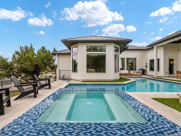 107 Lajitas, Boerne, TX 78006