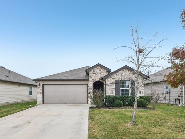 756 Monarch, Seguin, TX 78155