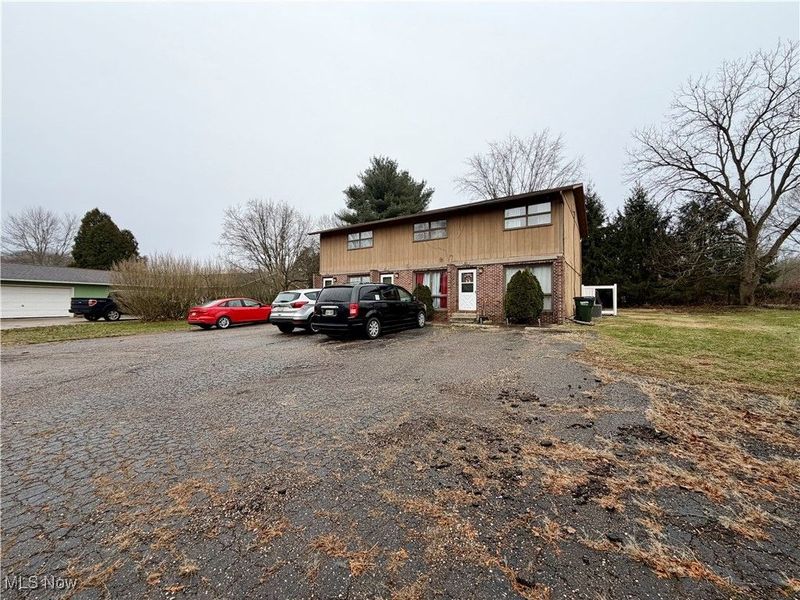 792 Kingwood Drive NE, Bolivar, OH 44612 Photo 3