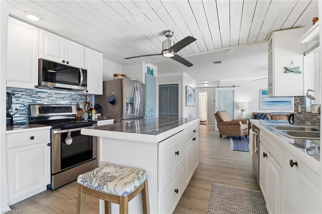 2211 Bayview Rd, Punta Gorda, FL 33950 Photo