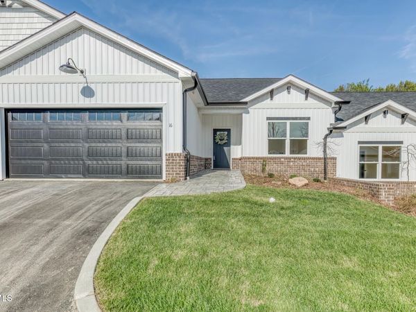 106 Klm Drive, Unit 15, Johnson City, TN 37615