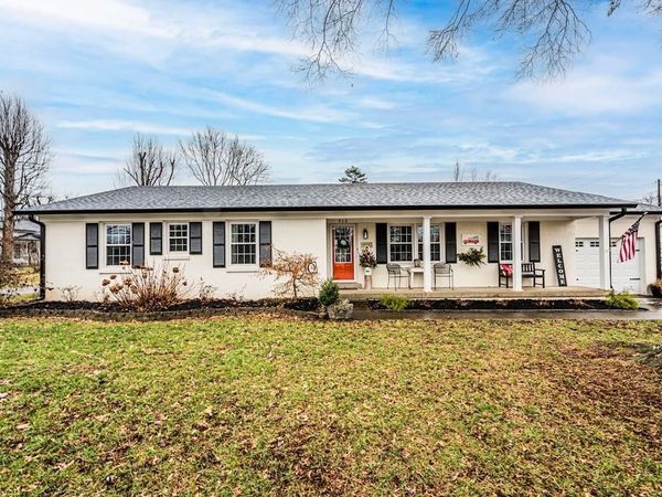 312 College Street, Smiths Grove, KY 42171