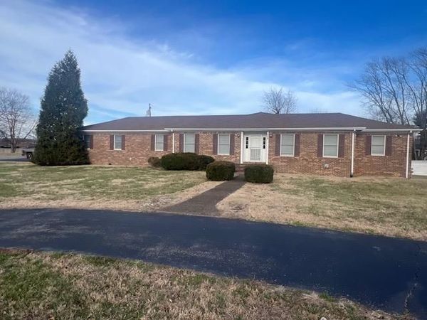 1001 Meadowlane Drive, Cave City, KY 42127