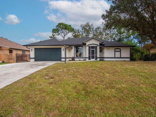 2279 SW Franklin Street, Port Saint Lucie, FL 34953