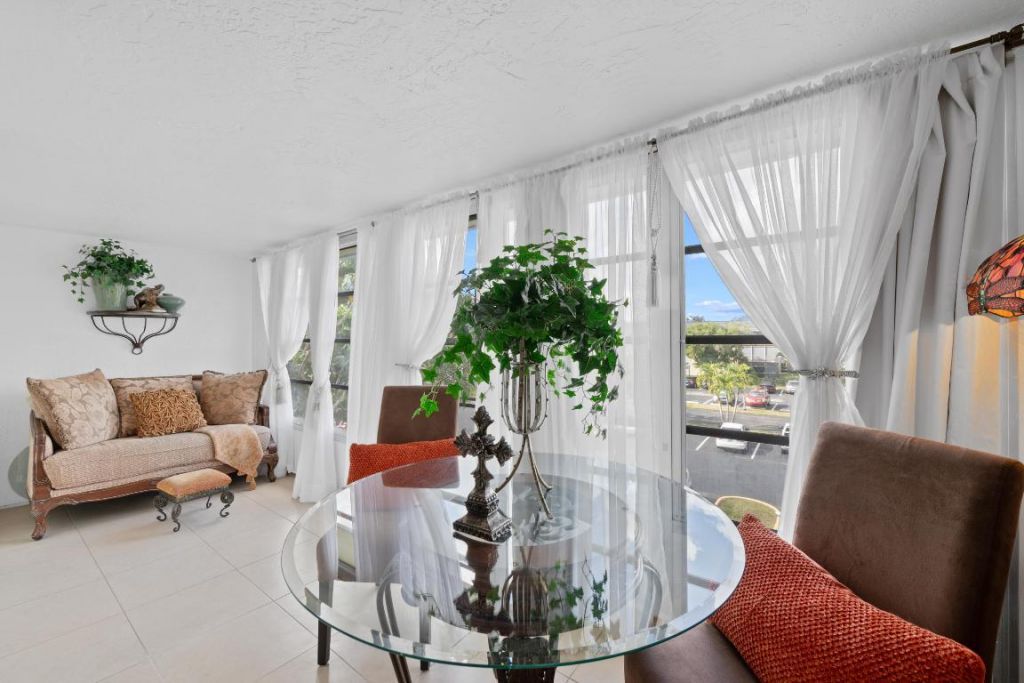 5180 E Sabal Palm Boulevard, Unit 338, Tamarac, FL 33319 Photo