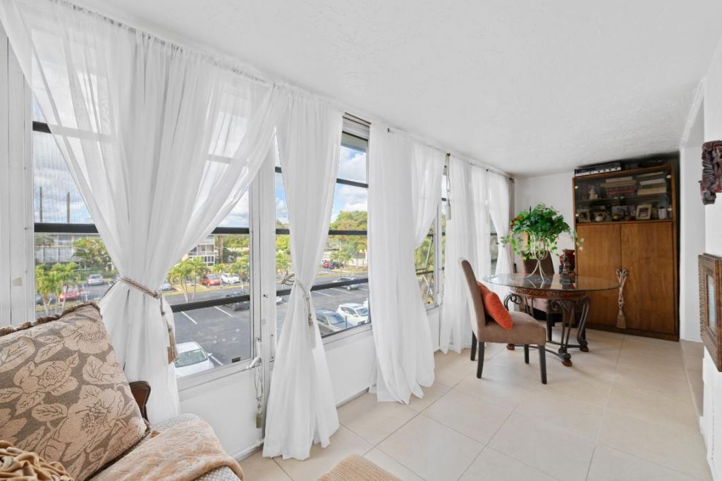 5180 E Sabal Palm Boulevard, Unit 338, Tamarac, FL 33319 Photo