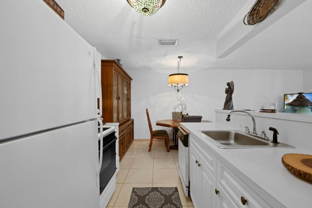 5180 E Sabal Palm Boulevard, Unit 338, Tamarac, FL 33319 Photo