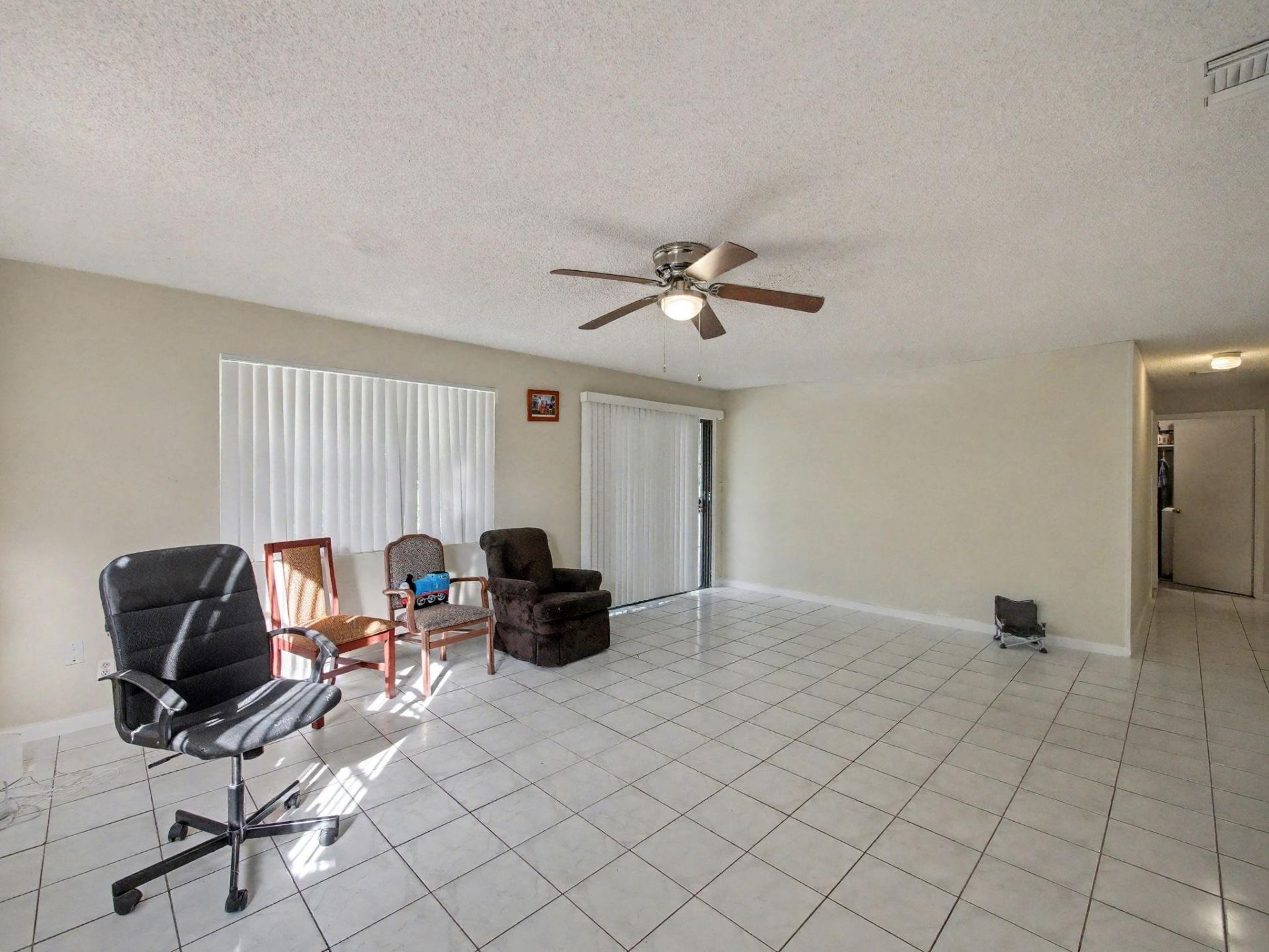 5043 Marcia Place, West Palm Beach, FL 33407 Photo