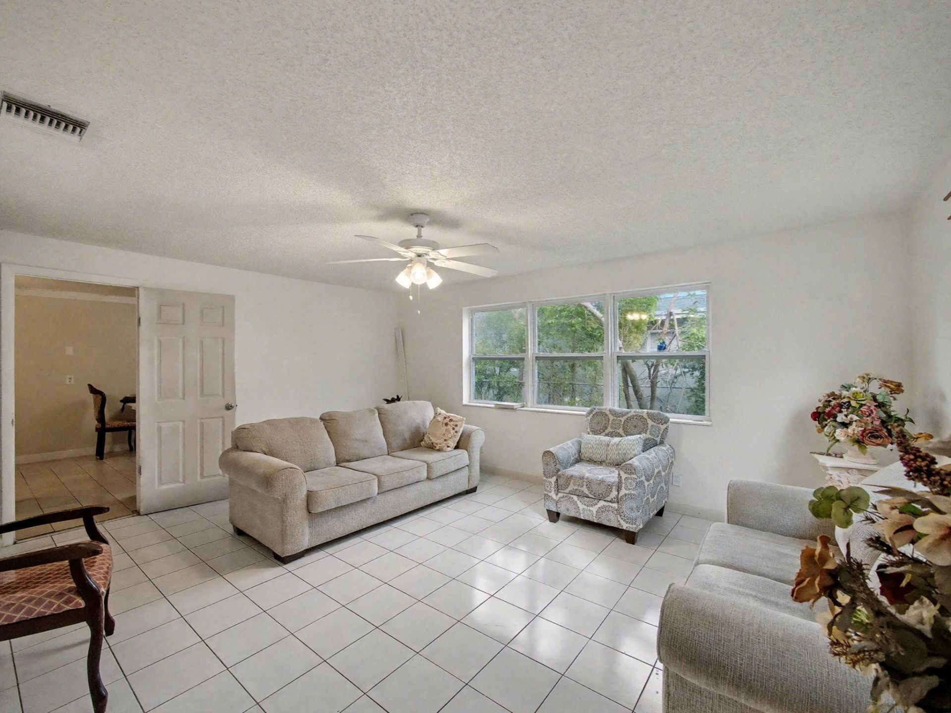 5043 Marcia Place, West Palm Beach, FL 33407 Photo
