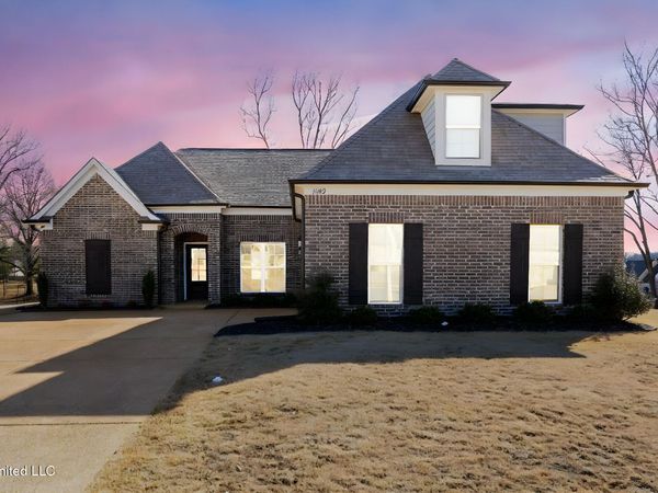 1802 Millers Cove, Nesbit, MS 38651