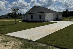 Tbb64 Privetts Rd. photo 4