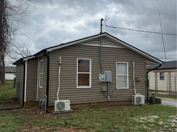 926 Maple Street, Rogers, AR 72756
