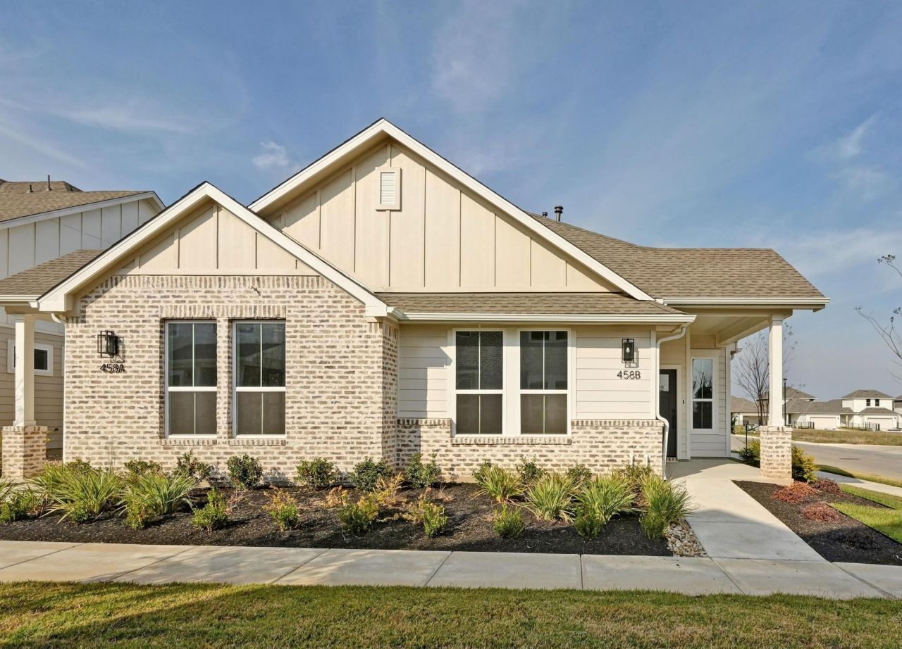 458 Orleanian Dr, Unit B, Buda, TX 78610 Main Photo