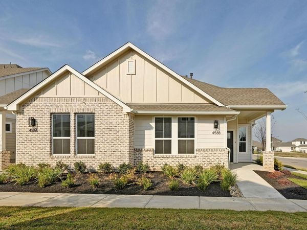 458 Orleanian DR, Unit B, Buda, TX 78610