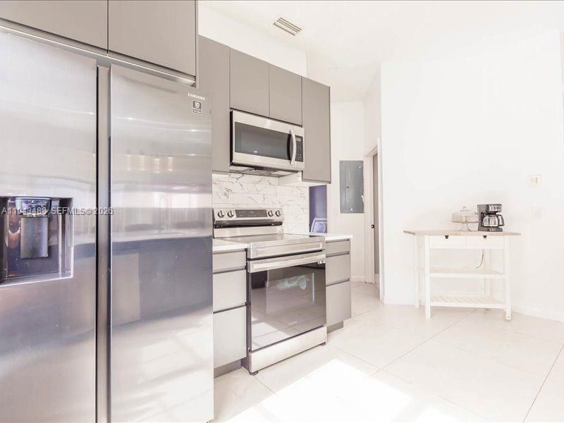 21475 SW 90th Pl, Cutler Bay, FL 33189 Photo