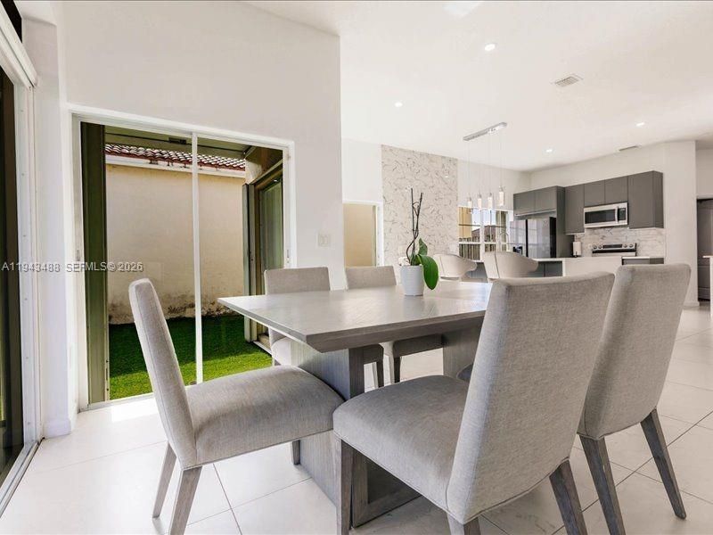 21475 SW 90th Pl, Cutler Bay, FL 33189 Photo