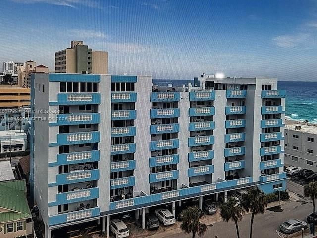 320 S Surf Rd, Unit 305, Hollywood, FL 33019 Photo