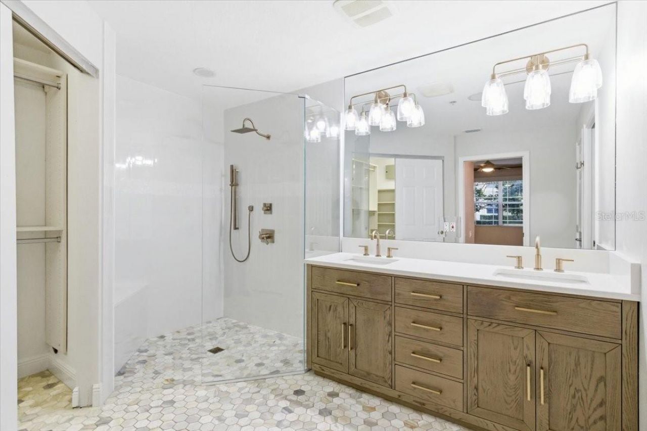 6536 Moorings Point Circle, Unit 101, Lakewood Ranch, FL 34202 Photo