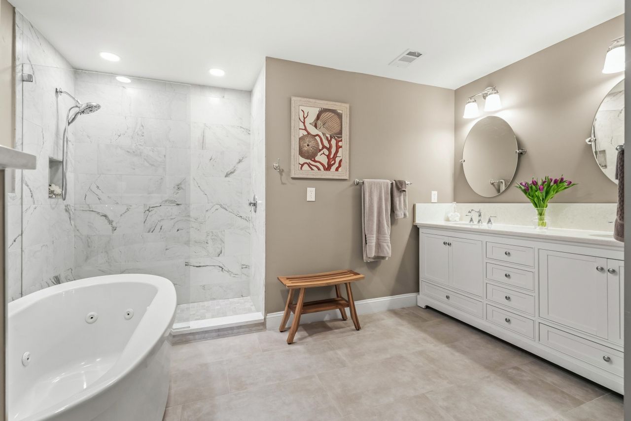 48-3 Twelve Oaks Dr. Photo 23