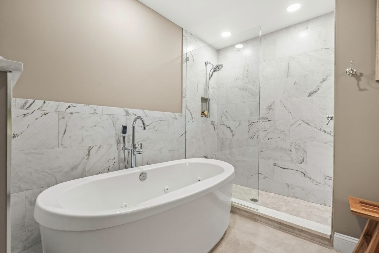 48-3 Twelve Oaks Dr. Photo 24