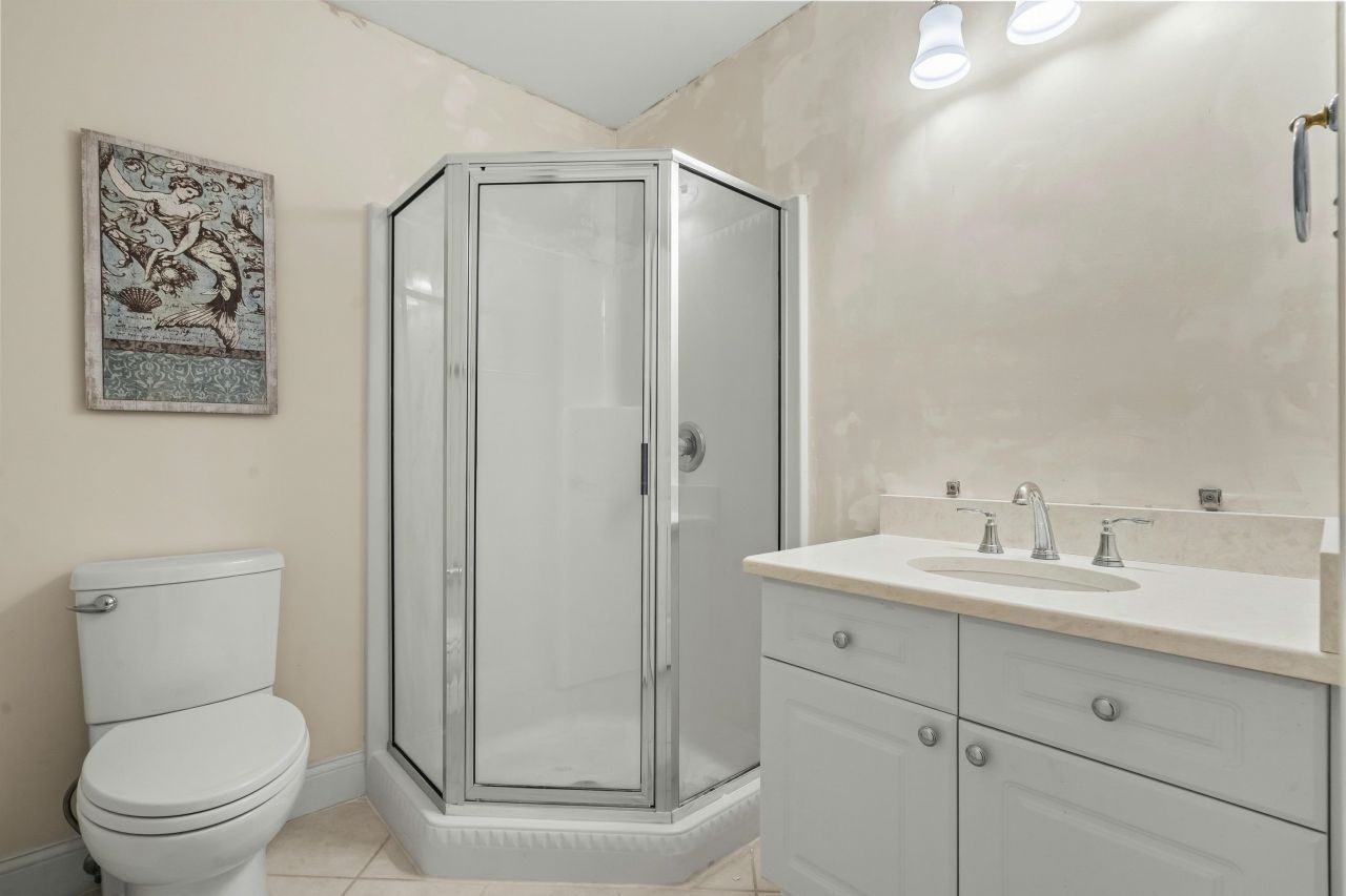 48-3 Twelve Oaks Dr. Photo 37