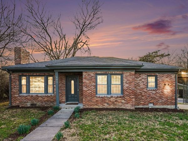 105 Rucker Ave, Franklin, TN 37064