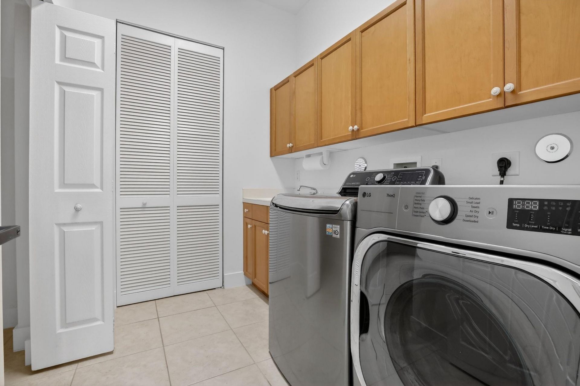 1071 SW 171st Ter, Pembroke Pines, FL 33027 Photo