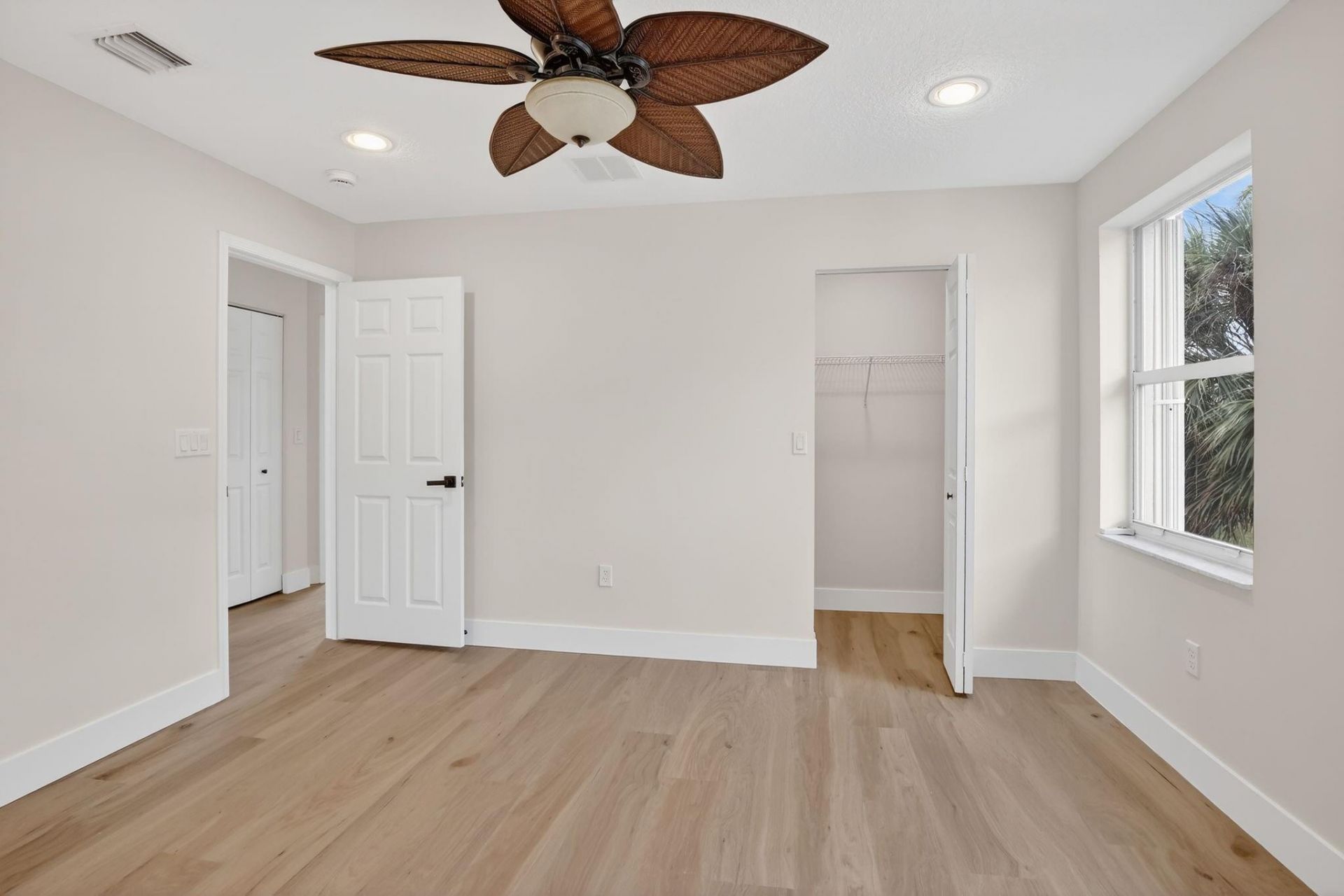 1071 SW 171st Ter, Pembroke Pines, FL 33027 Photo