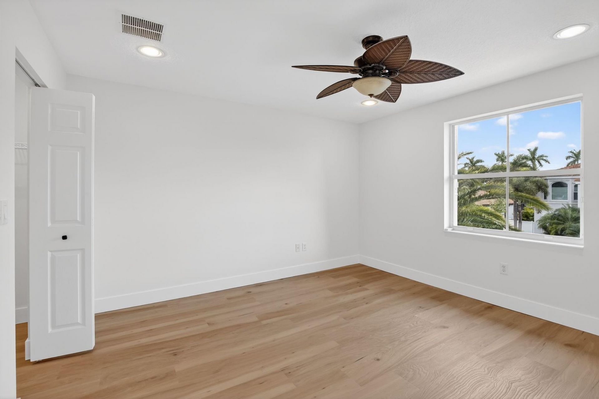 1071 SW 171st Ter, Pembroke Pines, FL 33027 Photo