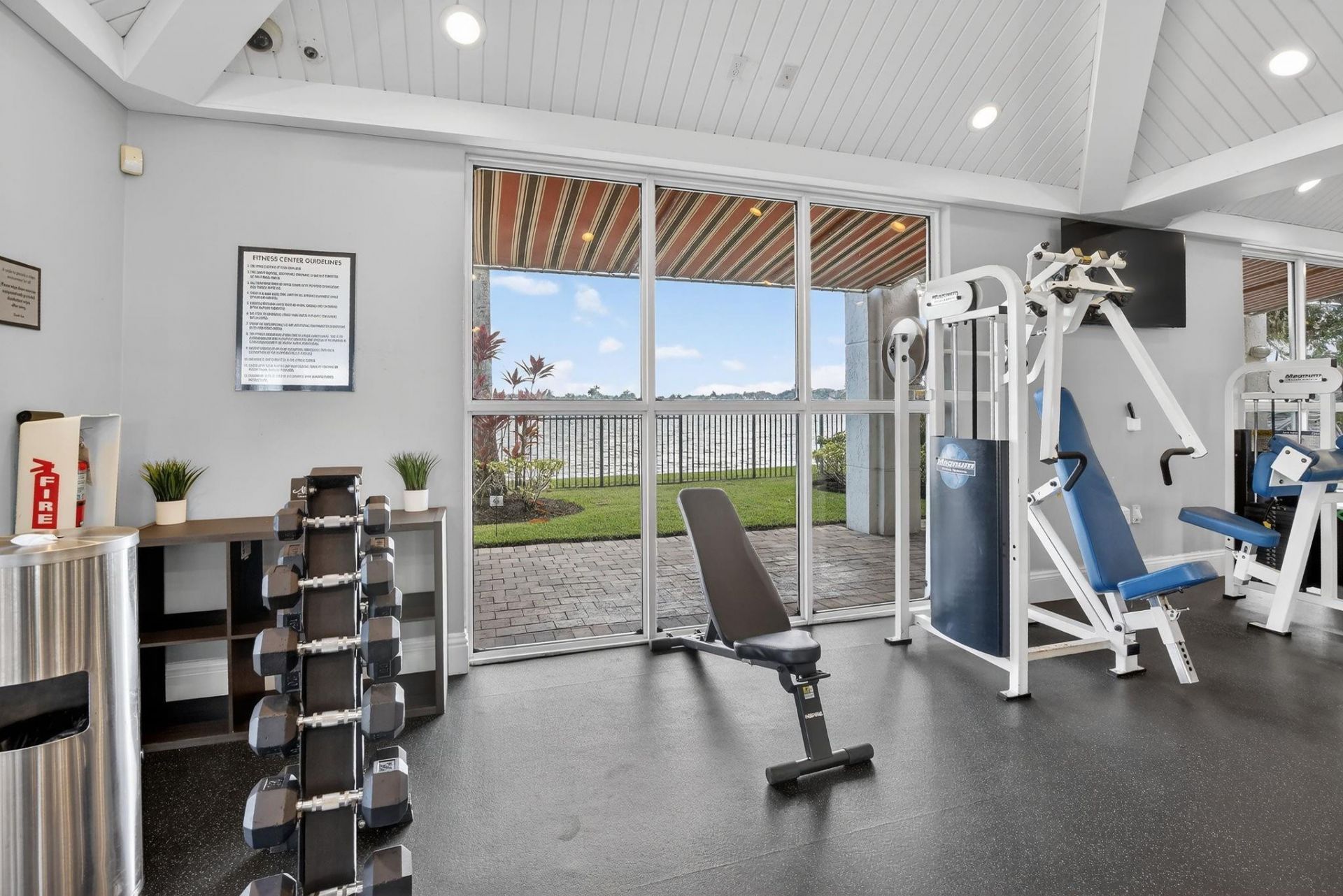 1071 SW 171st Ter, Pembroke Pines, FL 33027 Photo