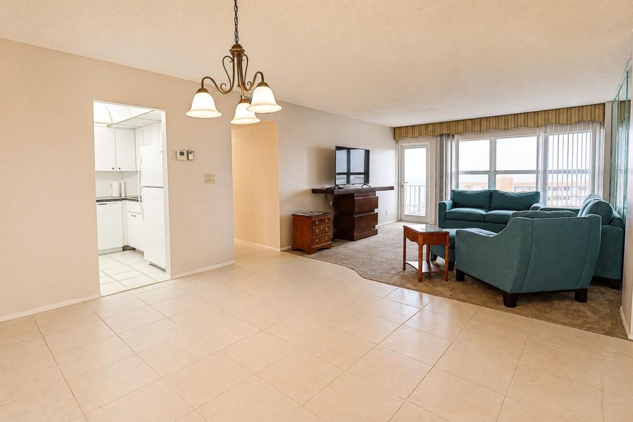 405 N Ocean Boulevard, Unit 1704, Pompano Beach, FL 33062 Photo