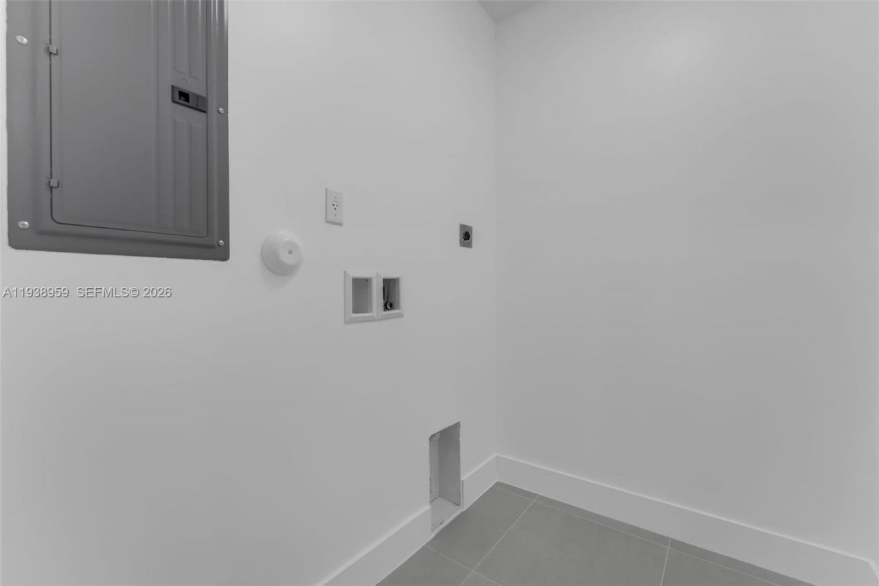 1440 NW 61st St, Miami, FL 33142 Photo