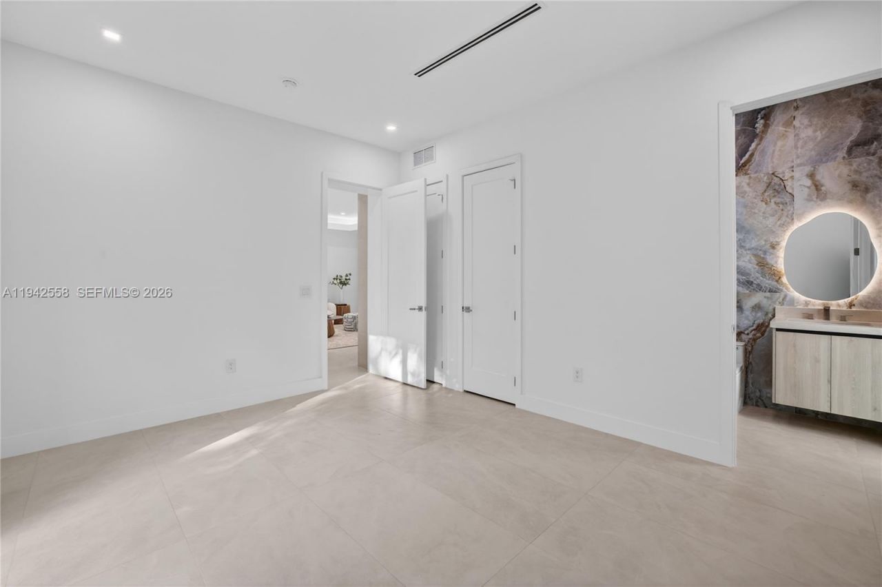 809 SW 12th Ave, Fort Lauderdale, FL 33312 Photo