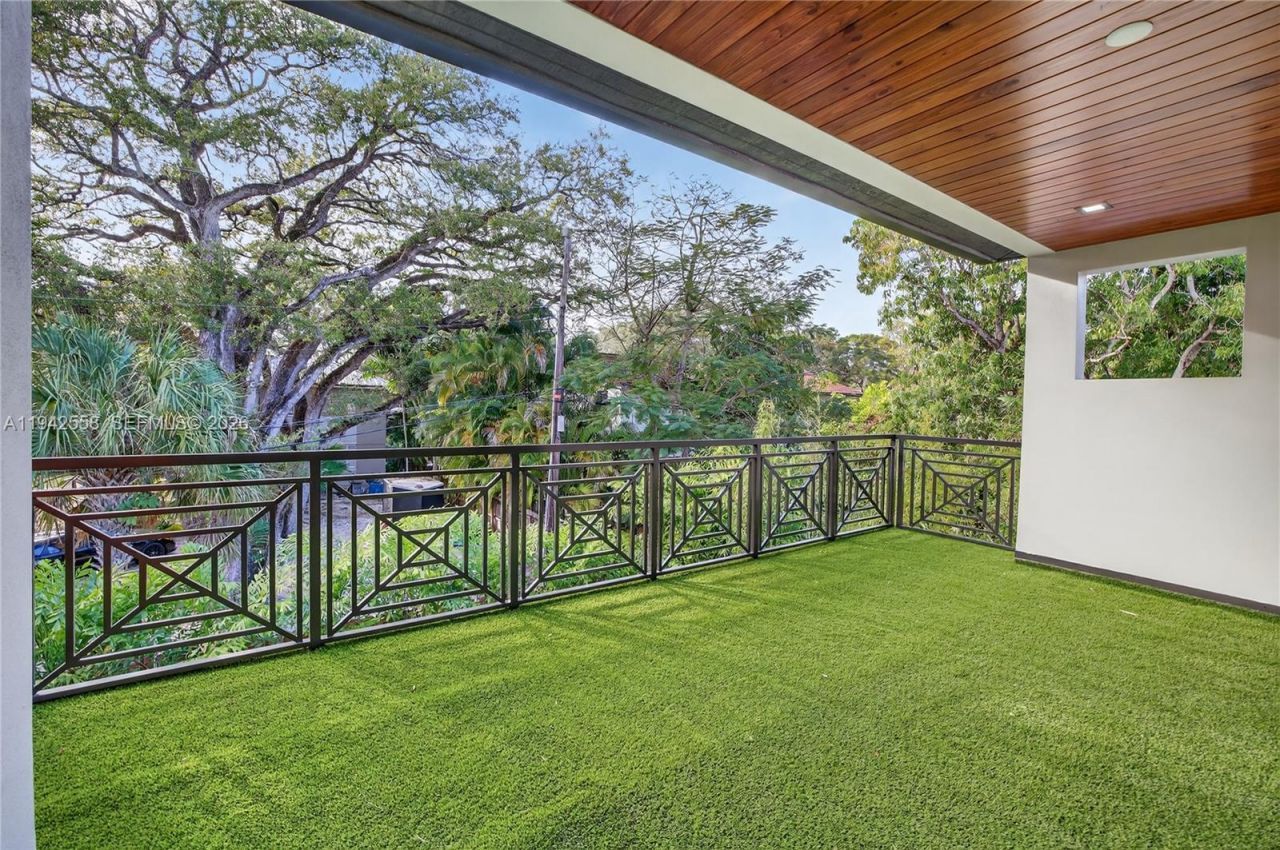 809 SW 12th Ave, Fort Lauderdale, FL 33312 Photo