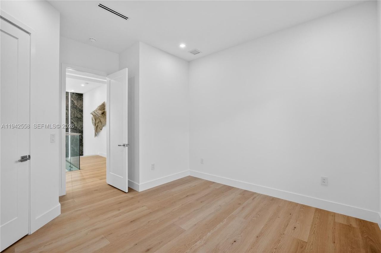 809 SW 12th Ave, Fort Lauderdale, FL 33312 Photo