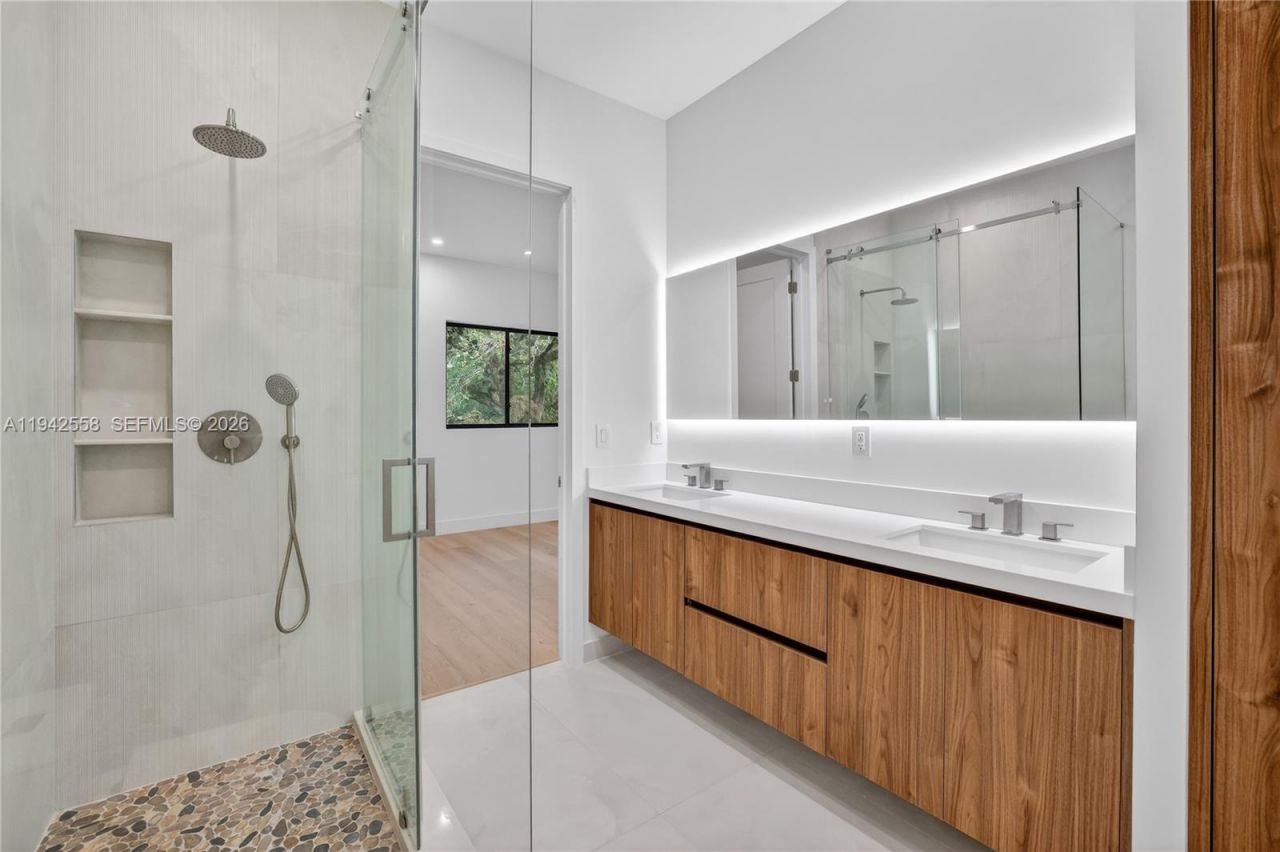 809 SW 12th Ave, Fort Lauderdale, FL 33312 Photo