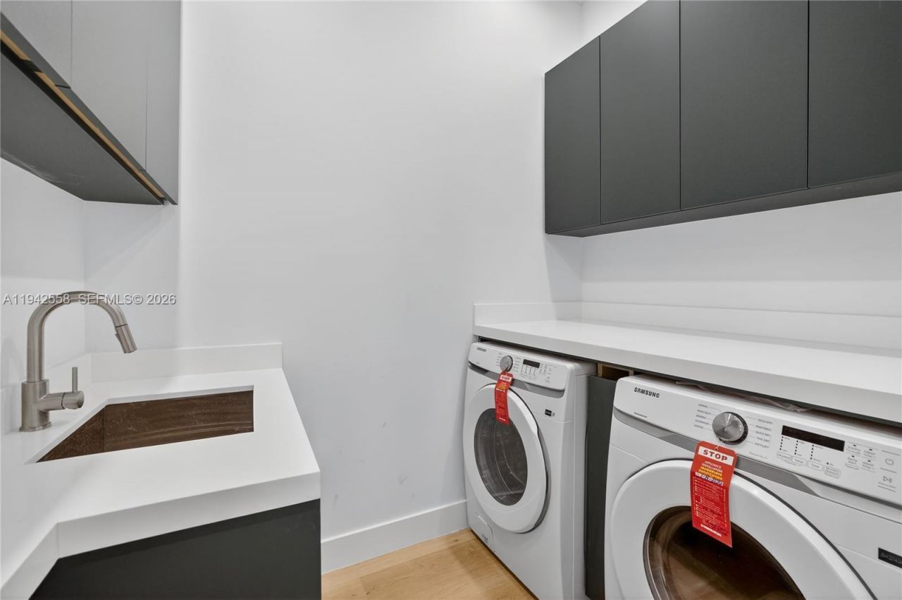 809 SW 12th Ave, Fort Lauderdale, FL 33312 Photo