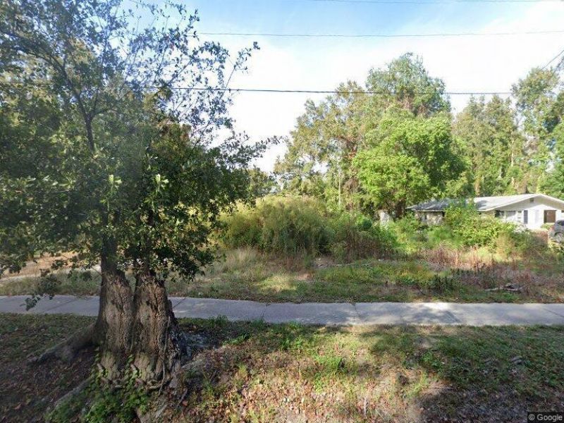 883 Long Point Road Photo 1