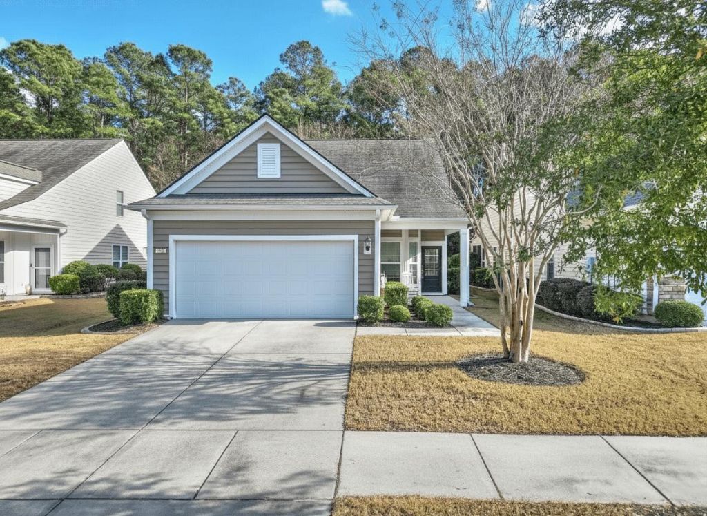 557 Sea Foam Street Summerville, SC 29486