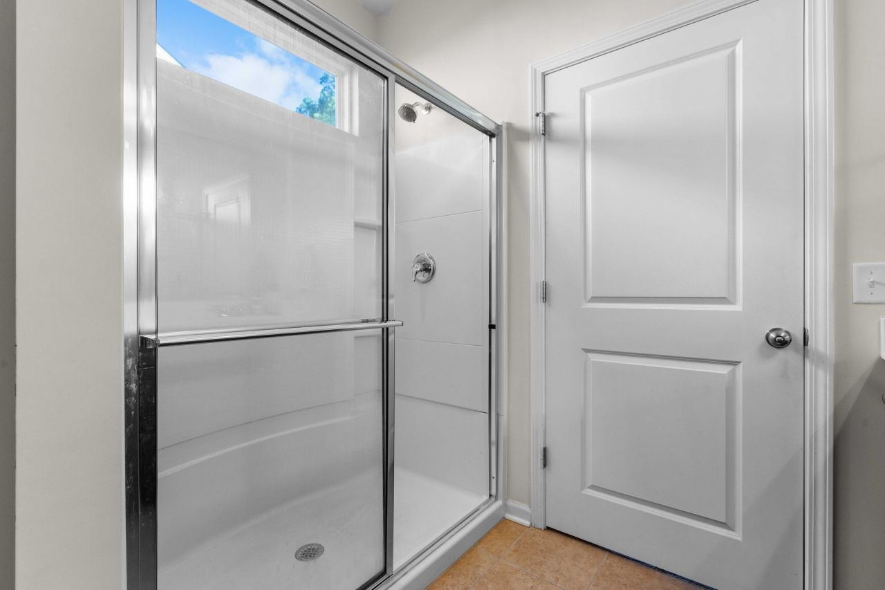 557 Sea Foam Street Photo 20